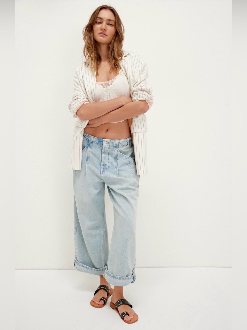 (( SOLD OUT )) We The Free La Vida Pull-On Jeans Sz Medium Short